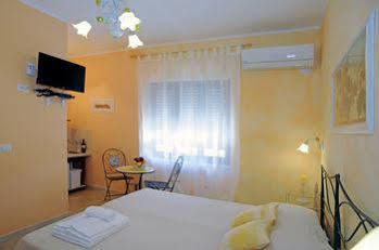 Casa I Gerani Vista Mare Apartment *